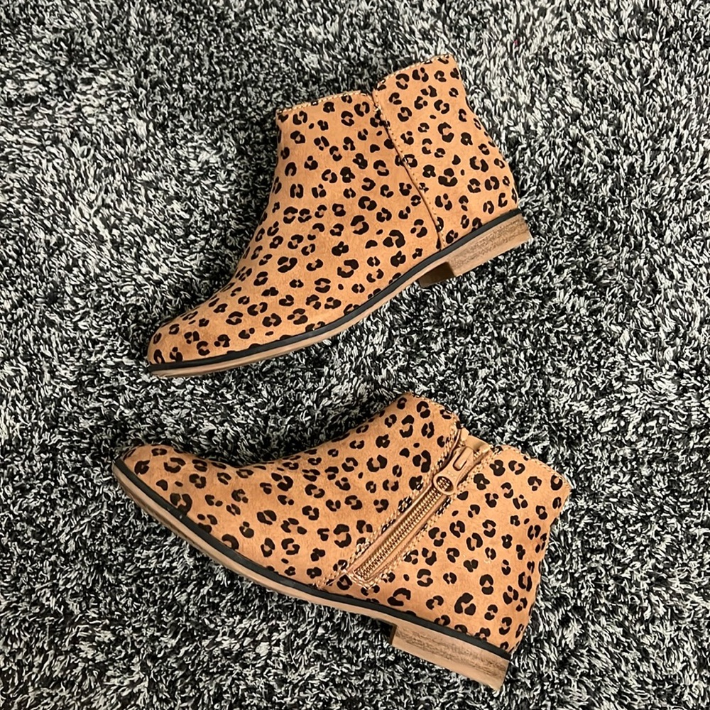 Kids boots